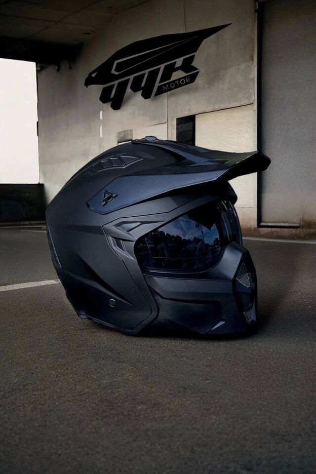 X1-x Seul Kask Matt Black