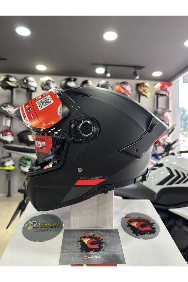 Helmets Thunder 4 SV Mat Siyah Full Face Motosiklet Kaskı