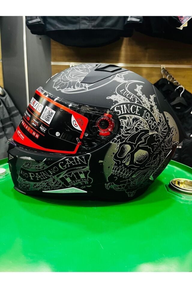 TEZ MOTOR MT HELMETS REVENGE 2 FULL FACE KAPALI MOTOSİKLET KASKI SKULL&ROSES A1 MATT BLACK - 2XL