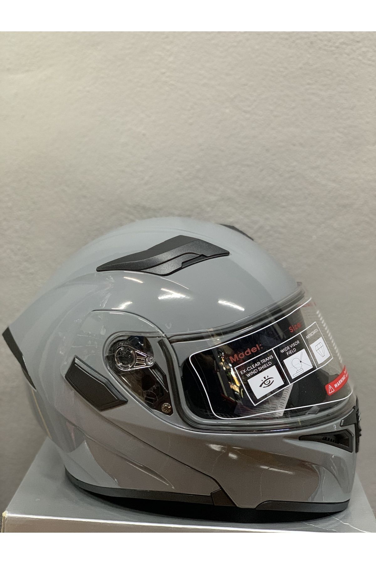 JK-902 ÇENE AÇILIR GÜNEŞ GÖZLÜKLÜ KASK