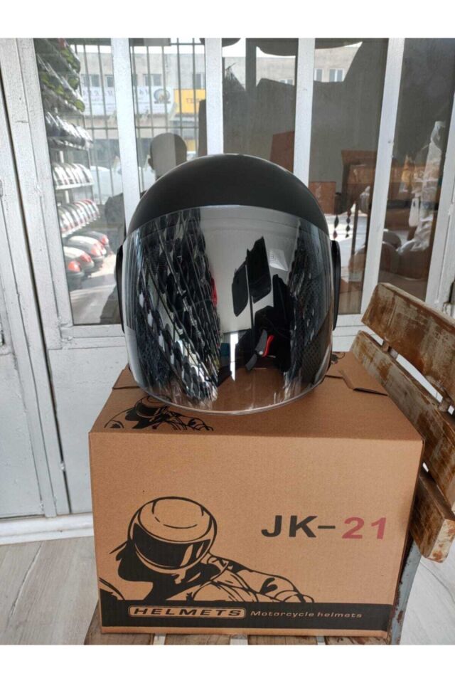 Yarım Kask Üniversal Kalıp 1 Sınıf Ürün Mat Siyah
